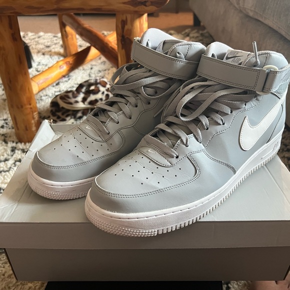 Nike Air Force 1 High